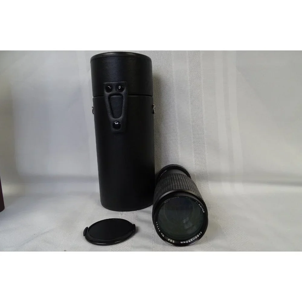 Rokinon Lens MC 1:4.5-4.8 f=80-250mm Lens w/ Case